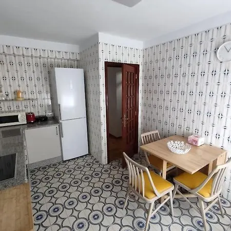 Acogedor Piso En Primera Linea De Mar- 8 Huespedes